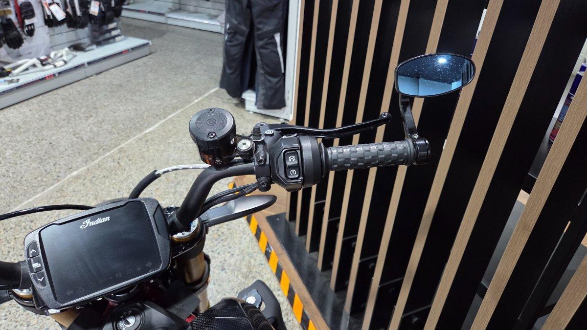 2022 INDIAN FTR R 1200 CARBON ROAD