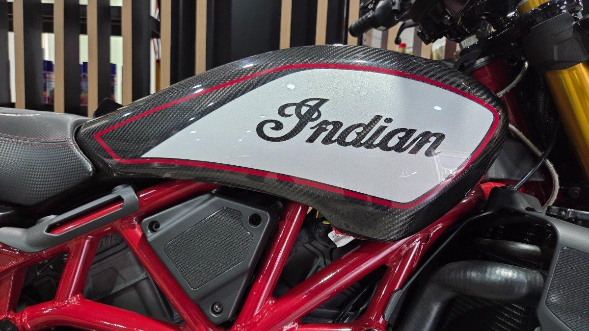 2022 INDIAN FTR R 1200 CARBON ROAD