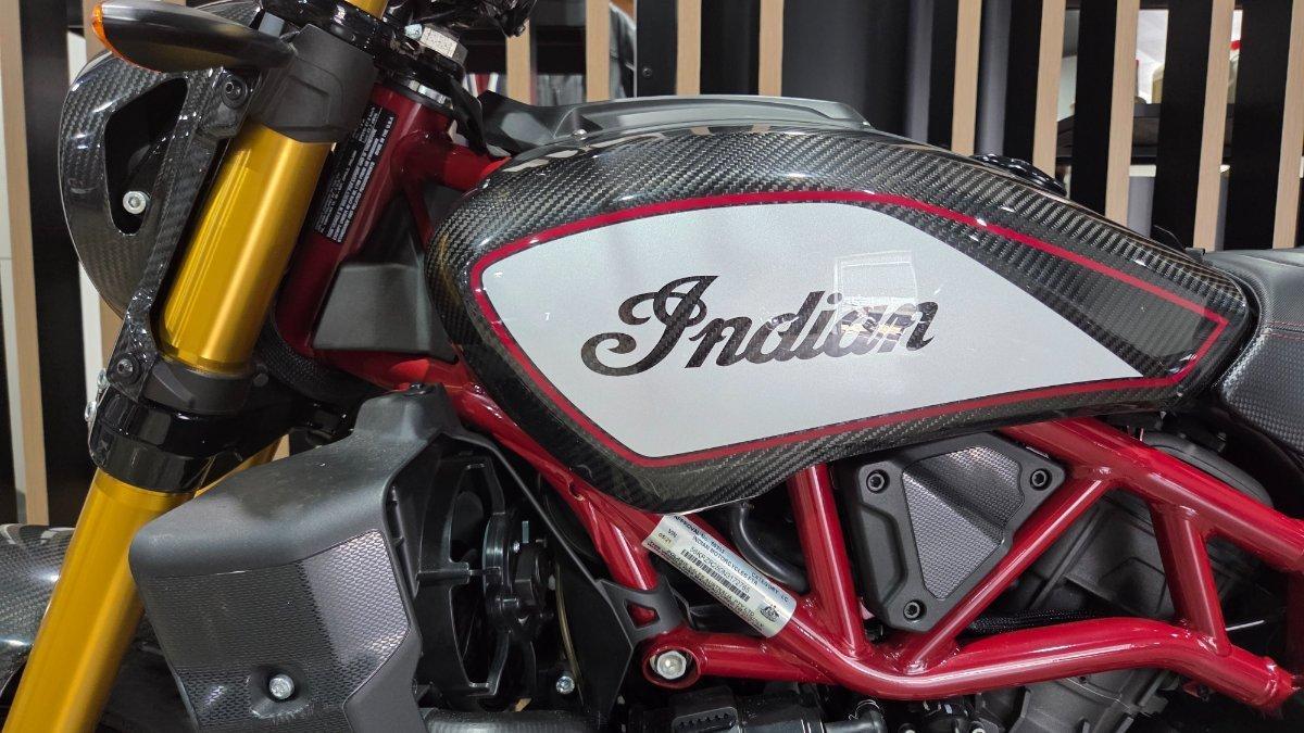 2022 INDIAN FTR R 1200 CARBON ROAD
