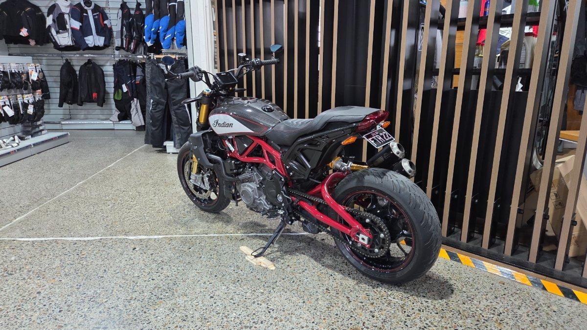 2022 INDIAN FTR R 1200 CARBON ROAD