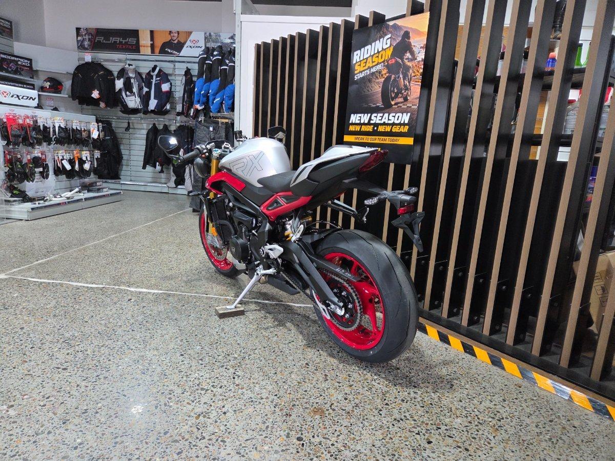 2026 TRIUMPH STREET TRIPLE 765 RX SPORTS
