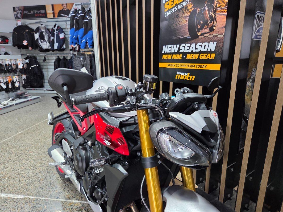 2026 TRIUMPH STREET TRIPLE 765 RX SPORTS
