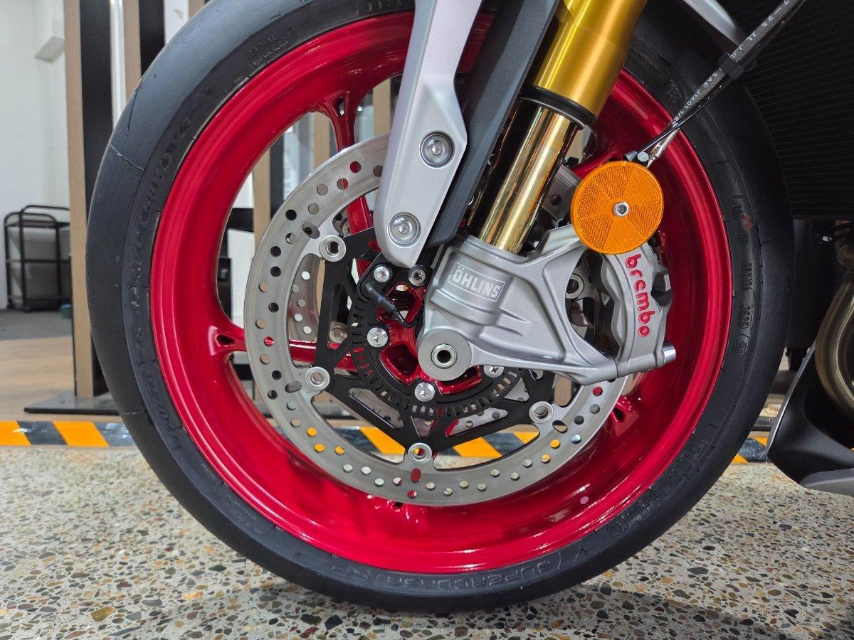 2026 TRIUMPH STREET TRIPLE 765 RX SPORTS