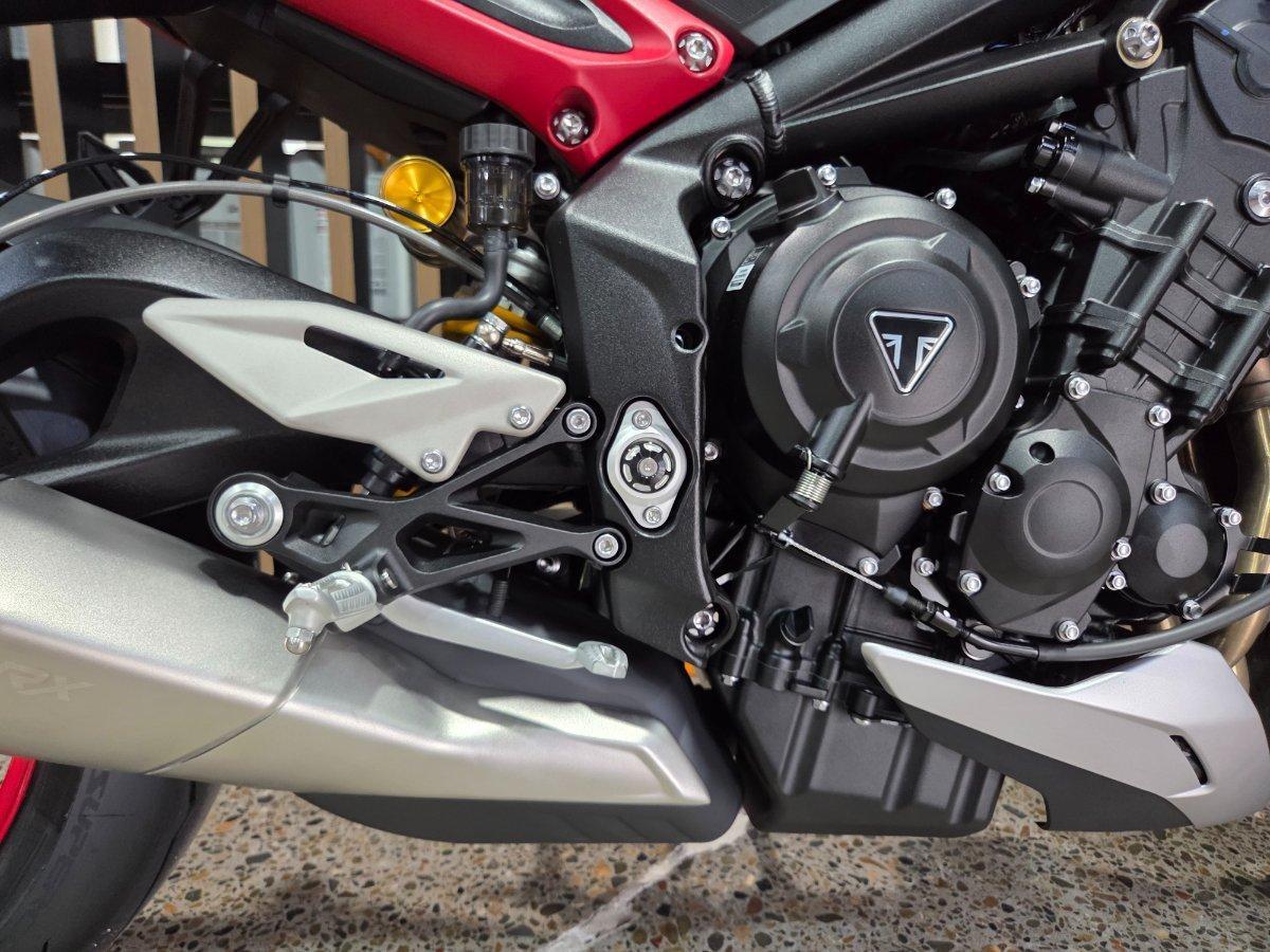 2026 TRIUMPH STREET TRIPLE 765 RX SPORTS