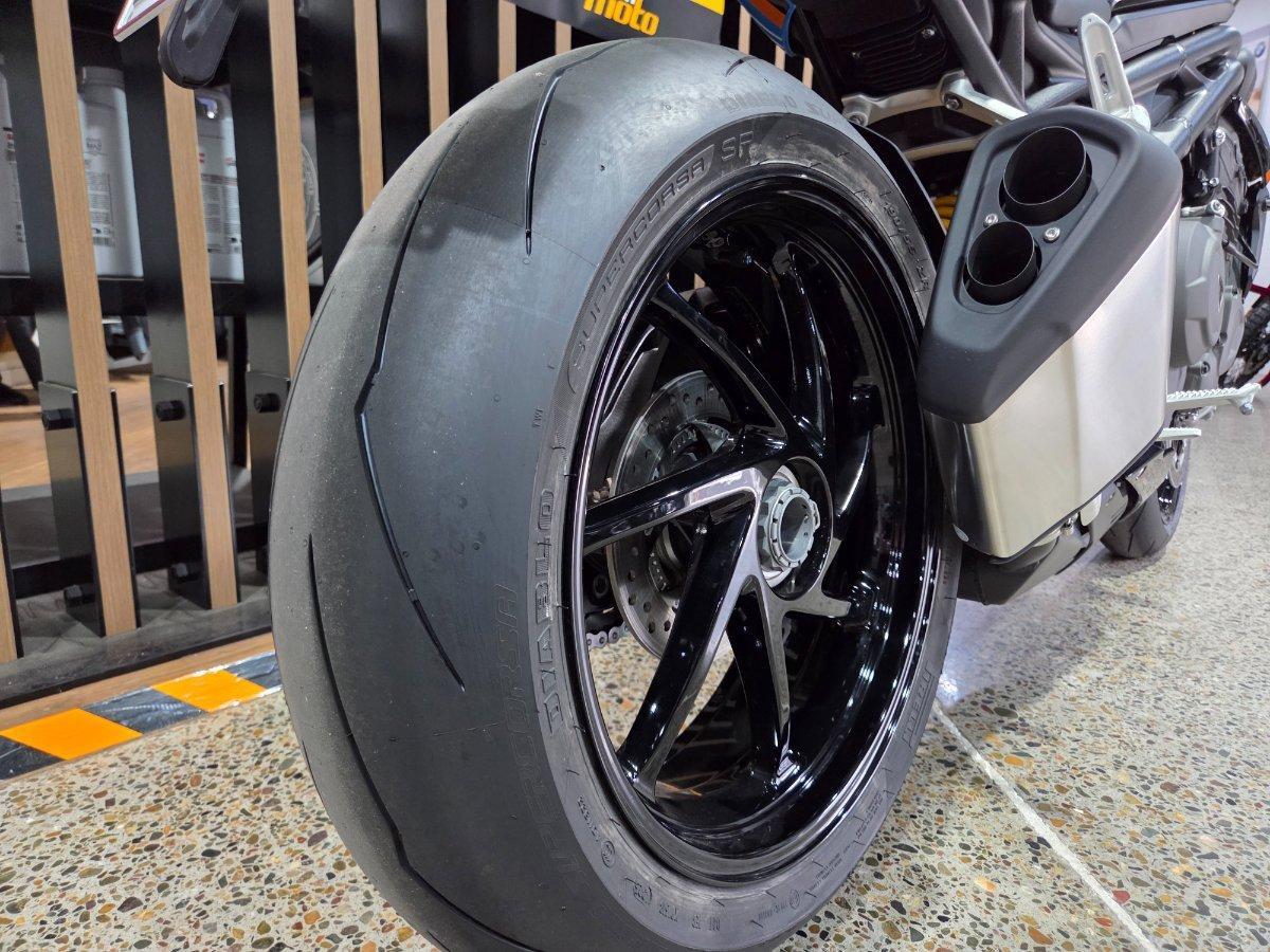 2026 TRIUMPH SPEED TRIPLE 1200 RS ROAD