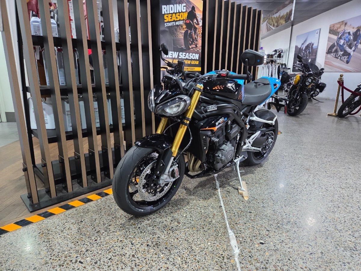 2026 TRIUMPH SPEED TRIPLE 1200 RS ROAD