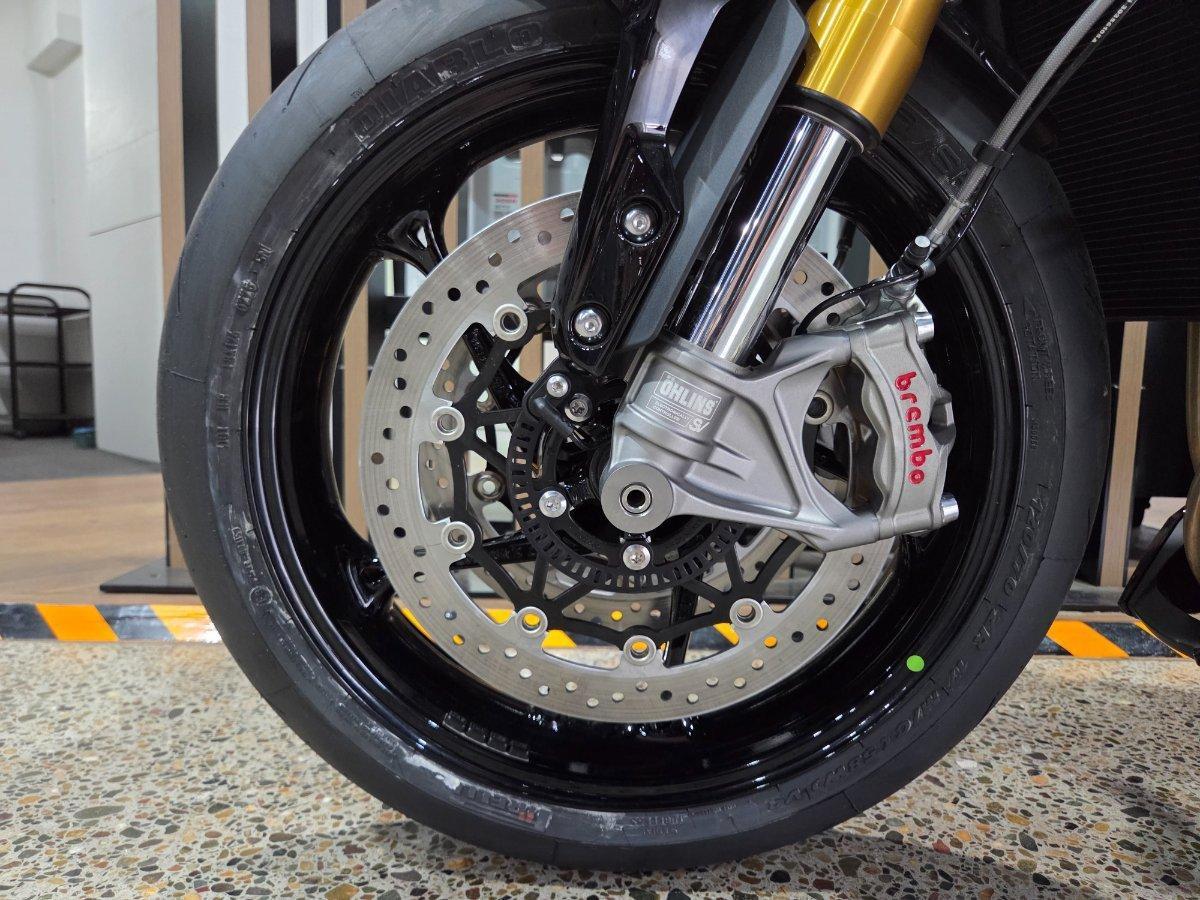 2026 TRIUMPH SPEED TRIPLE 1200 RS ROAD