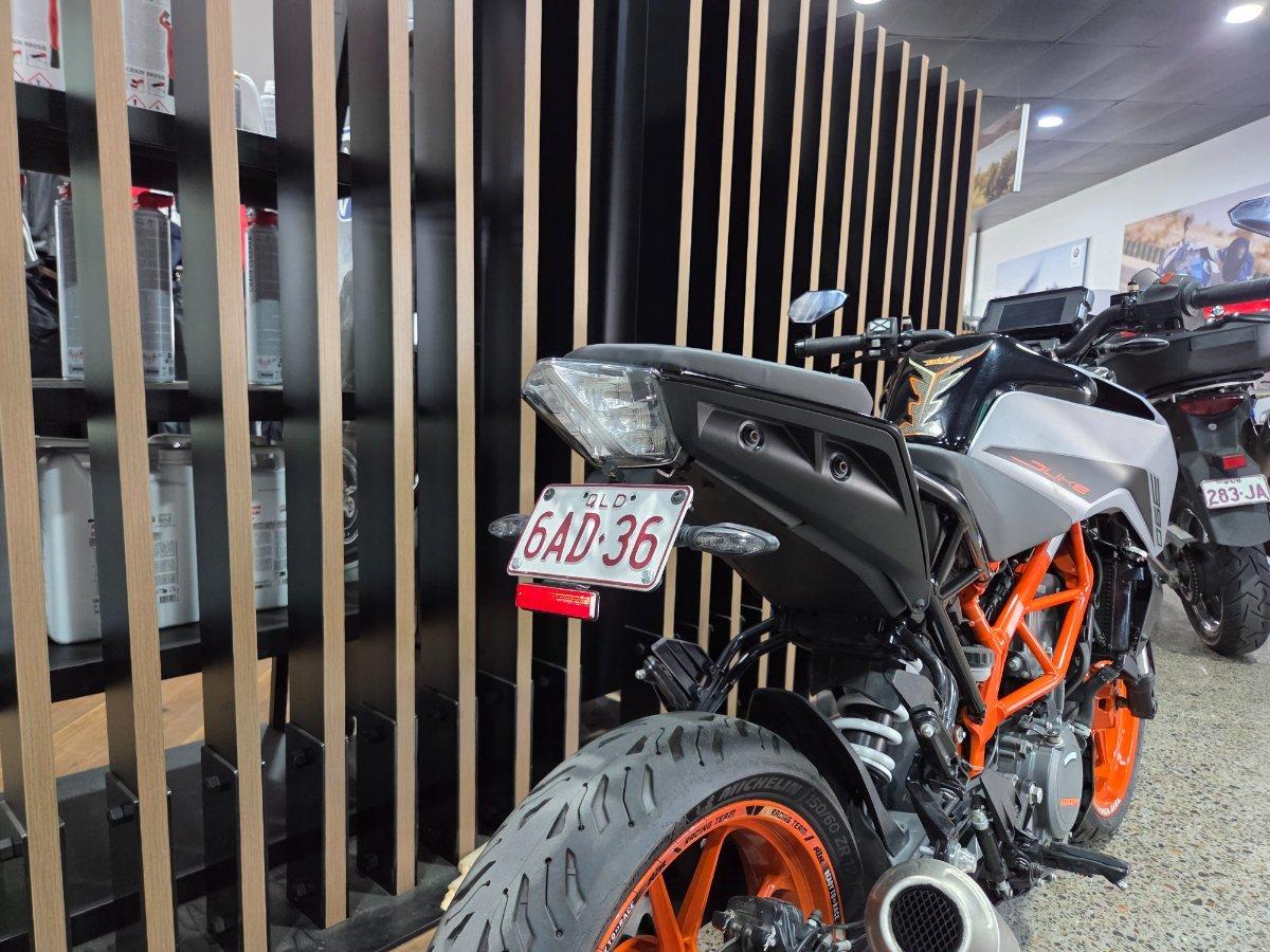2022 KTM 390 DUKE ROAD
