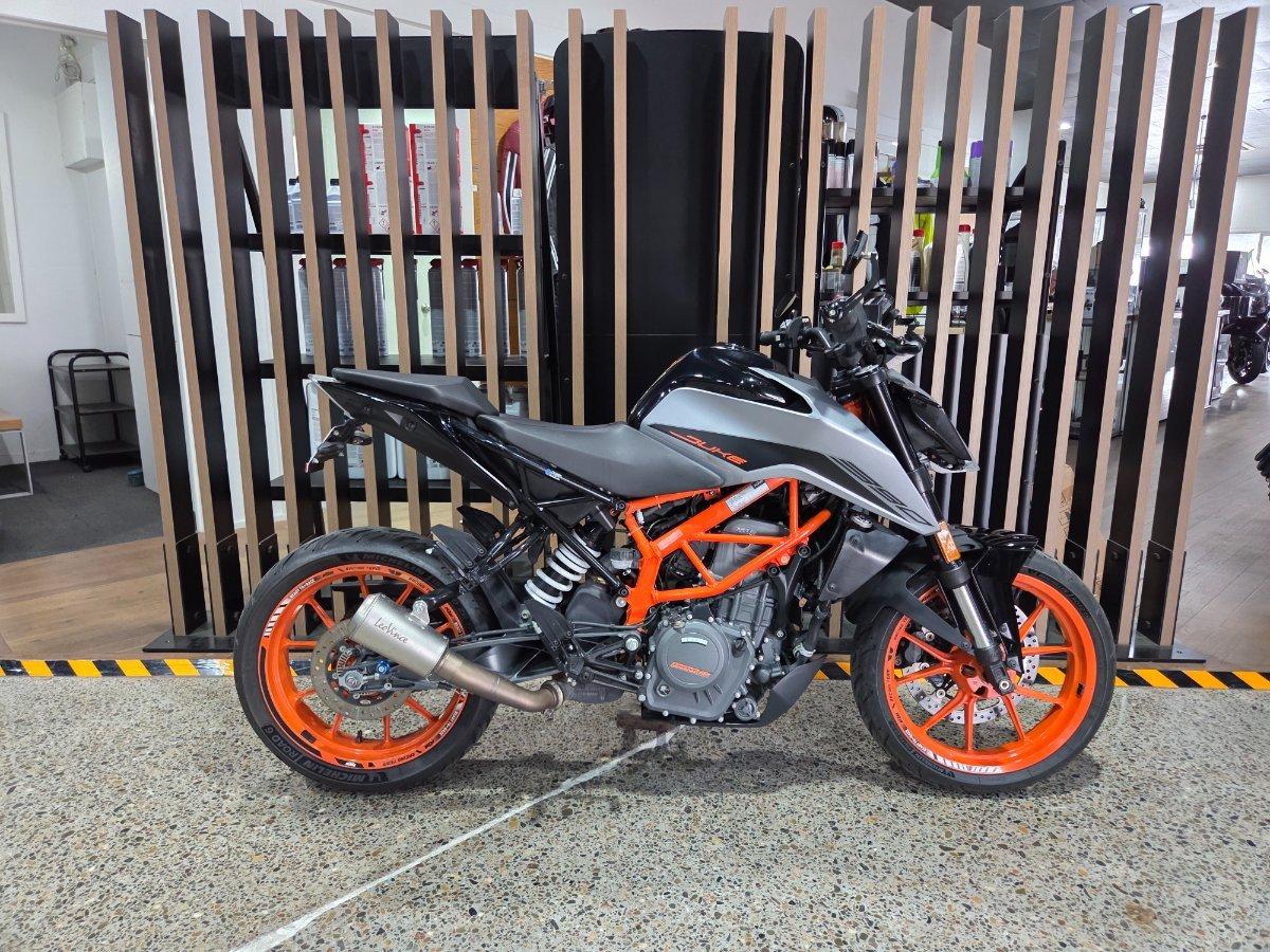 2022 KTM 390 DUKE ROAD