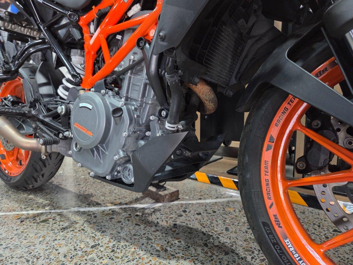 2022 KTM 390 DUKE ROAD