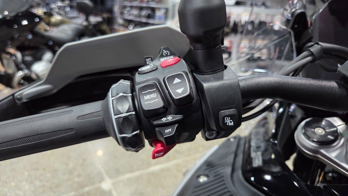 2025 BMW R 1300 GS ADVENTURE TRIPLE BLK DUAL SPORTS