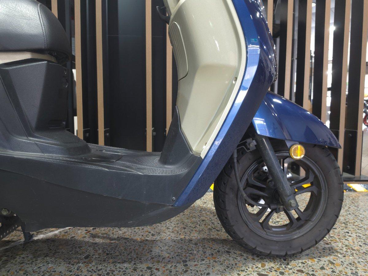 2022 SYM MIO 50i SCOOTER