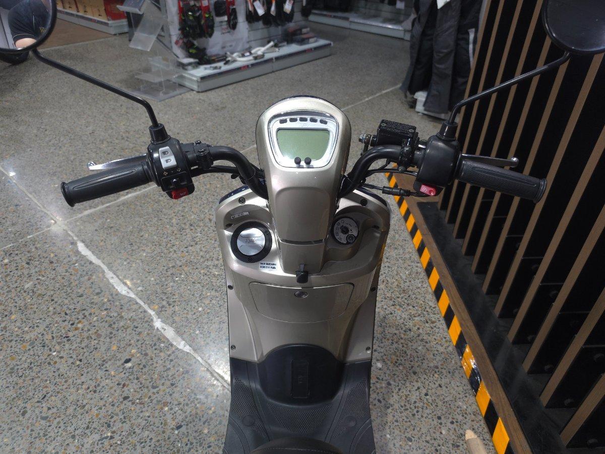 2022 SYM MIO 50i SCOOTER