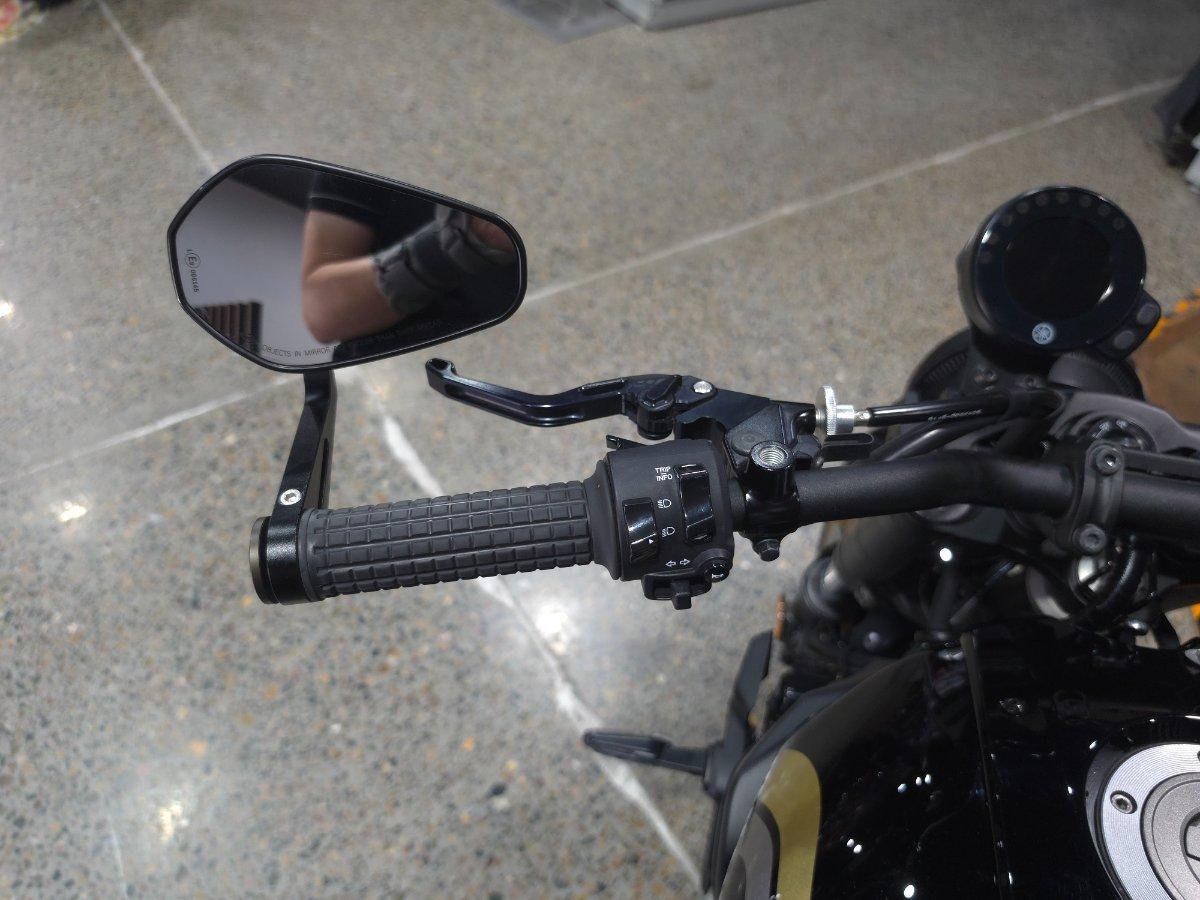 2023 YAMAHA XSR700 ROAD