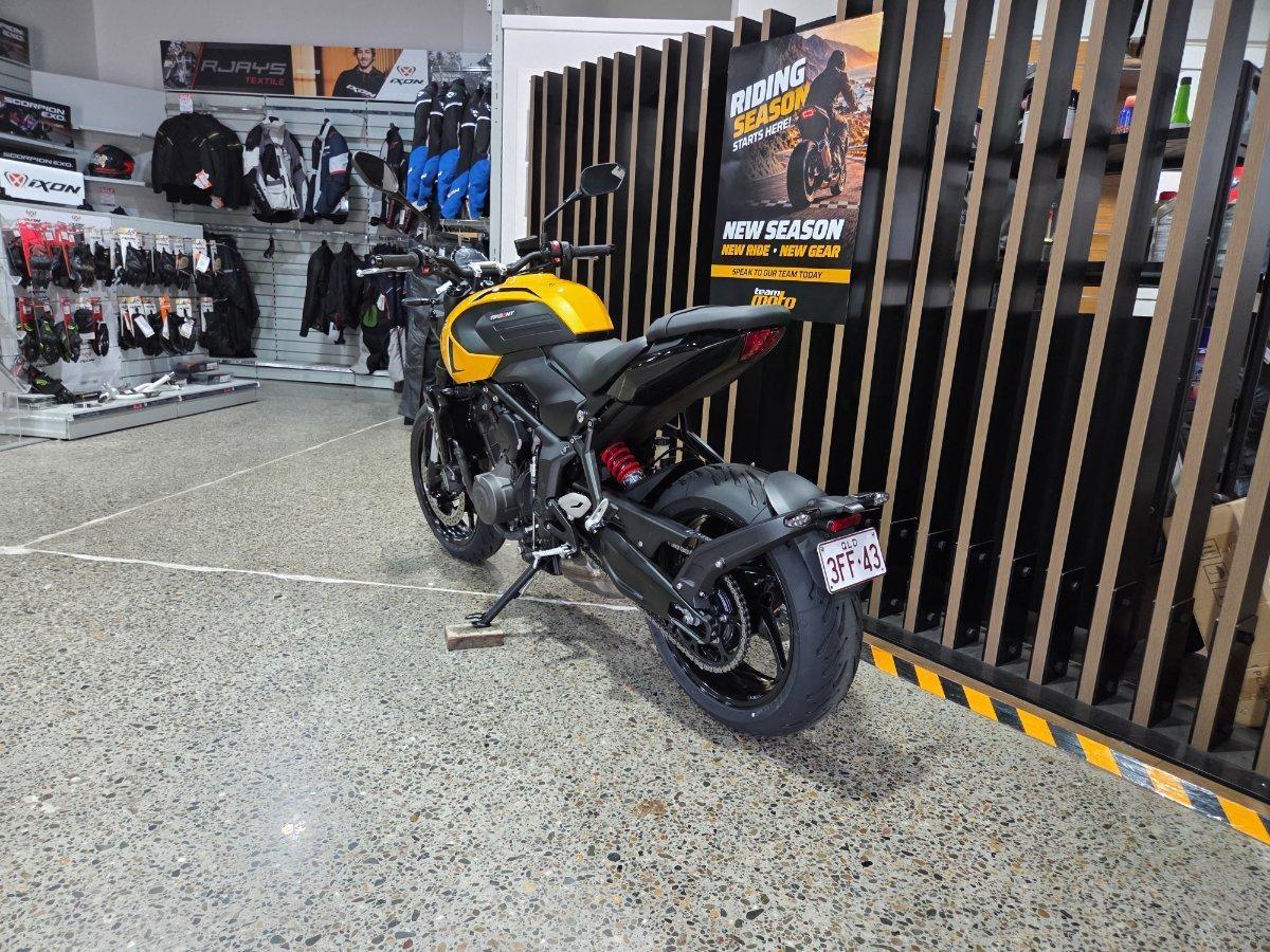 2026 TRIUMPH TRIDENT 660 ROAD
