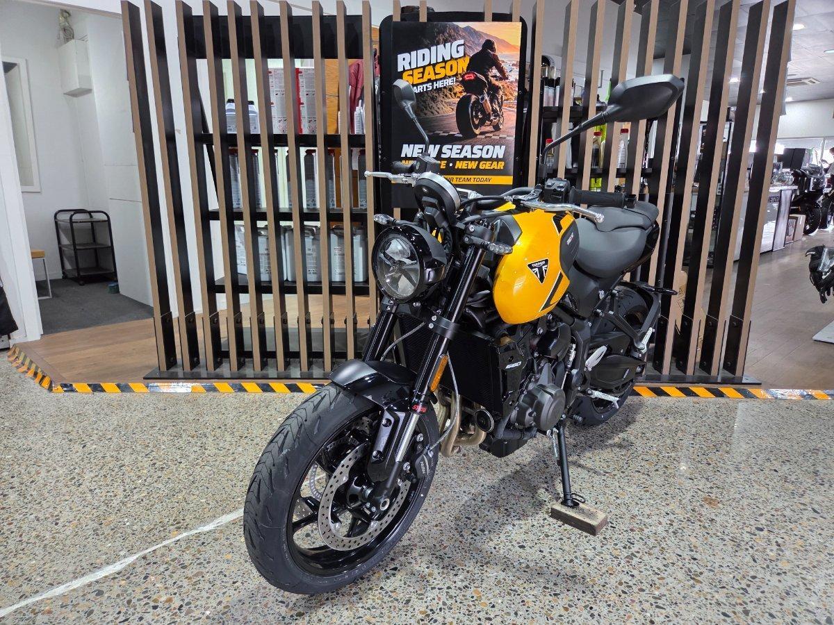 2026 TRIUMPH TRIDENT 660 ROAD