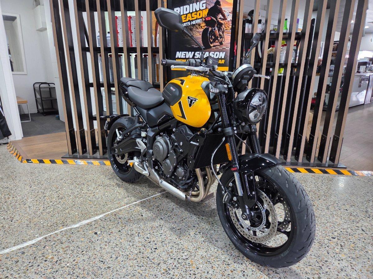 2026 TRIUMPH TRIDENT 660 ROAD