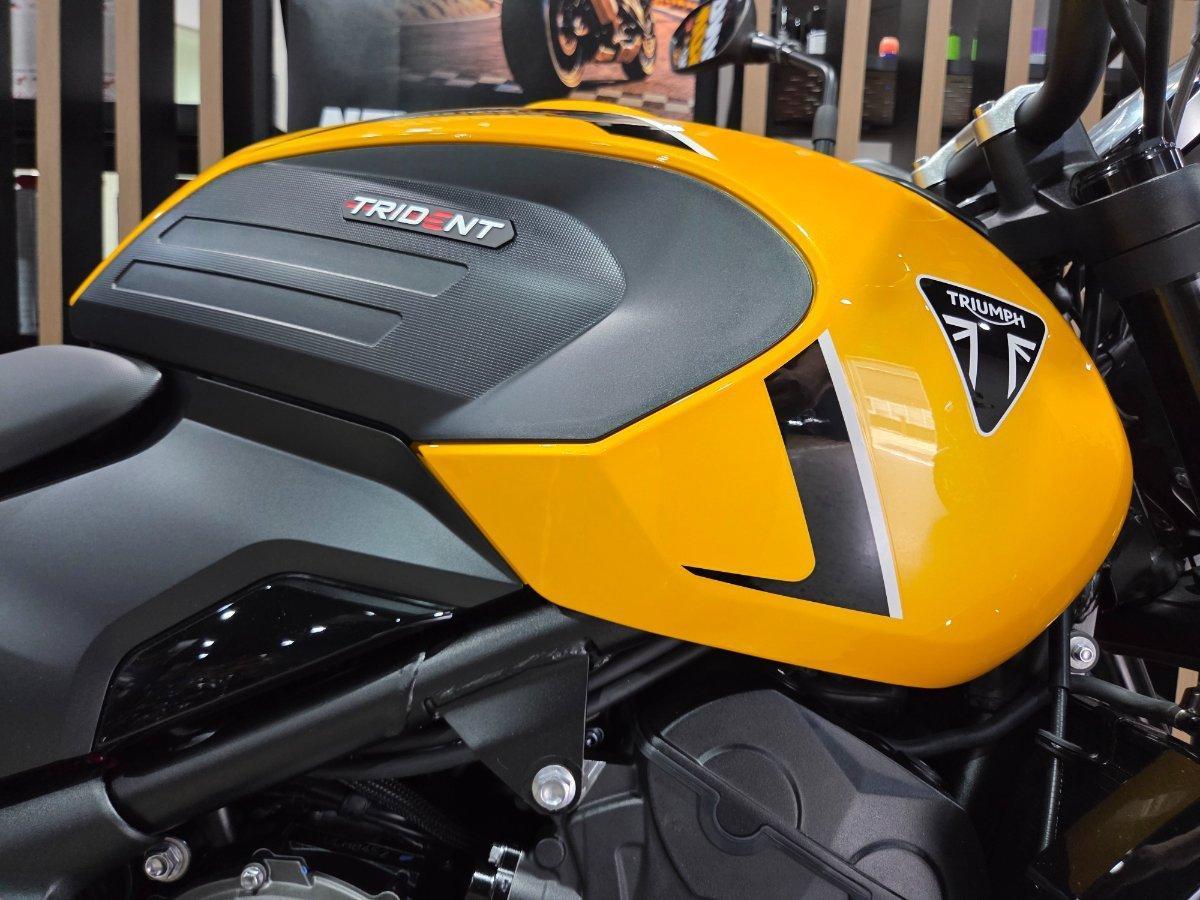 2026 TRIUMPH TRIDENT 660 ROAD