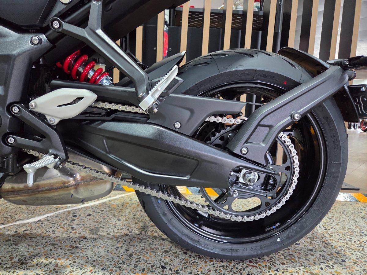 2026 TRIUMPH TRIDENT 660 ROAD