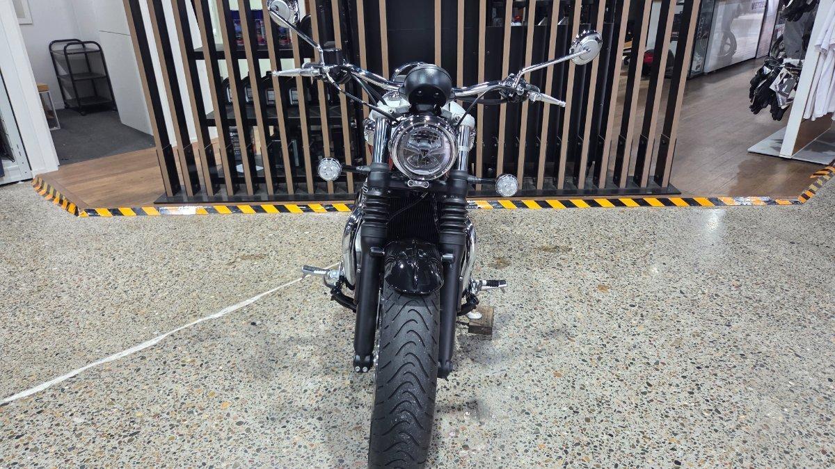 2025 TRIUMPH BONNEVILLE SPEEDMASTER ROAD