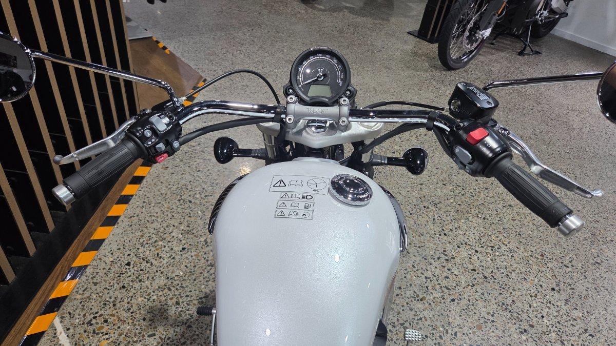2025 TRIUMPH BONNEVILLE SPEEDMASTER ROAD