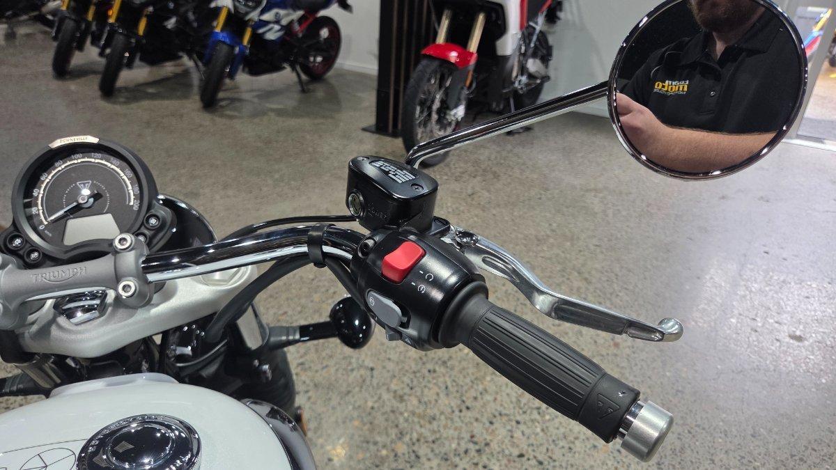 2025 TRIUMPH BONNEVILLE SPEEDMASTER ROAD