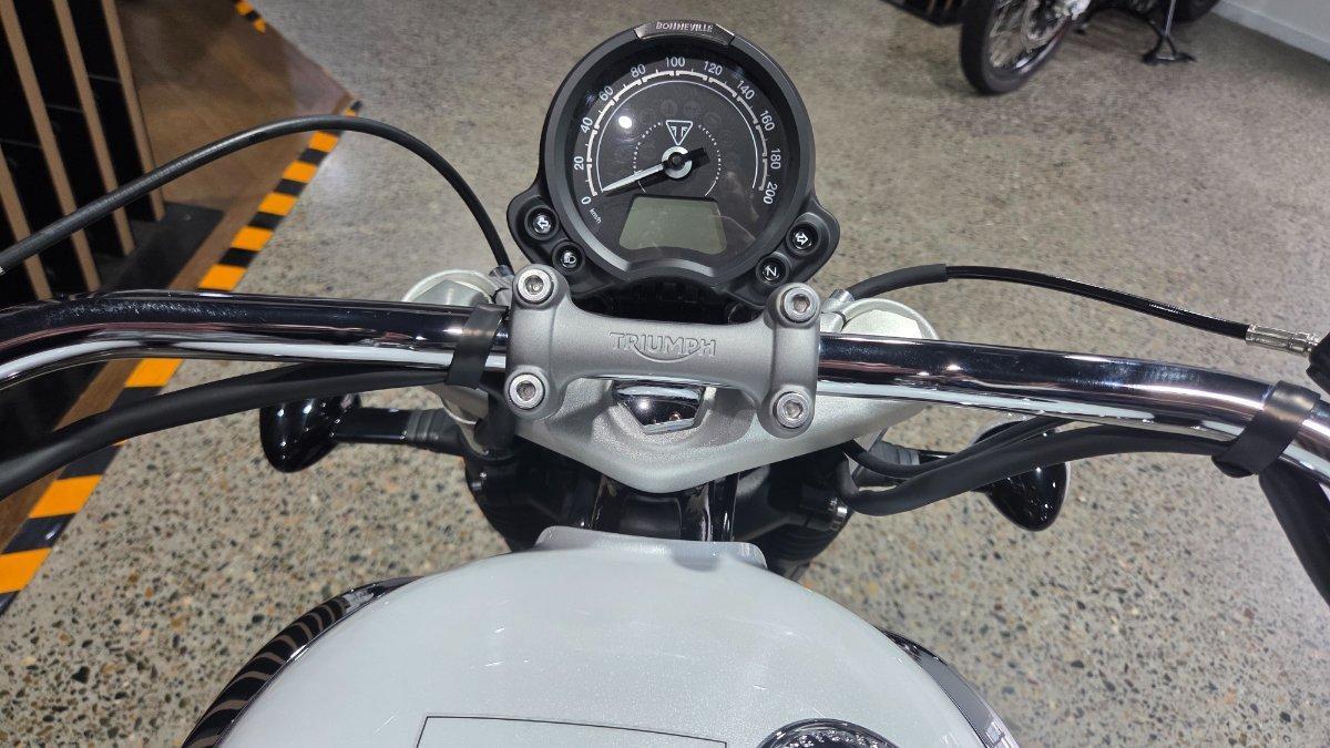 2025 TRIUMPH BONNEVILLE SPEEDMASTER ROAD