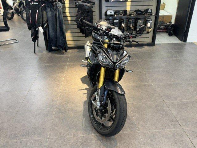 2025 TRIUMPH SPEED TRIPLE 1200 RS ROAD