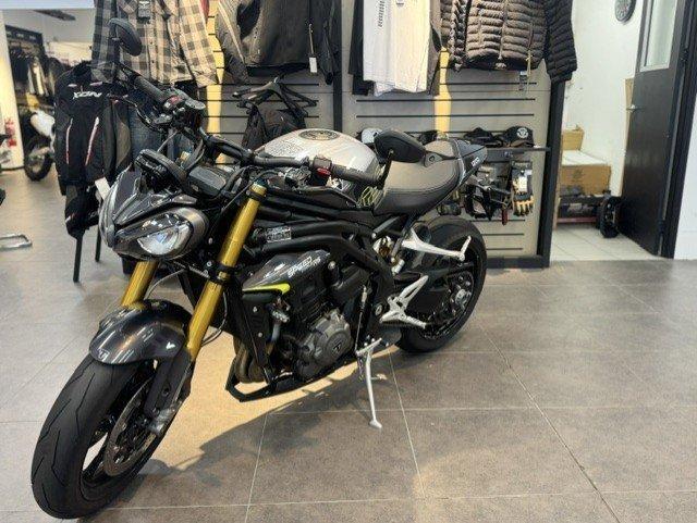 2025 TRIUMPH SPEED TRIPLE 1200 RS ROAD