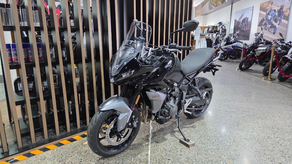 2026 TRIUMPH DAYTONA 660 (LAMS) ROAD