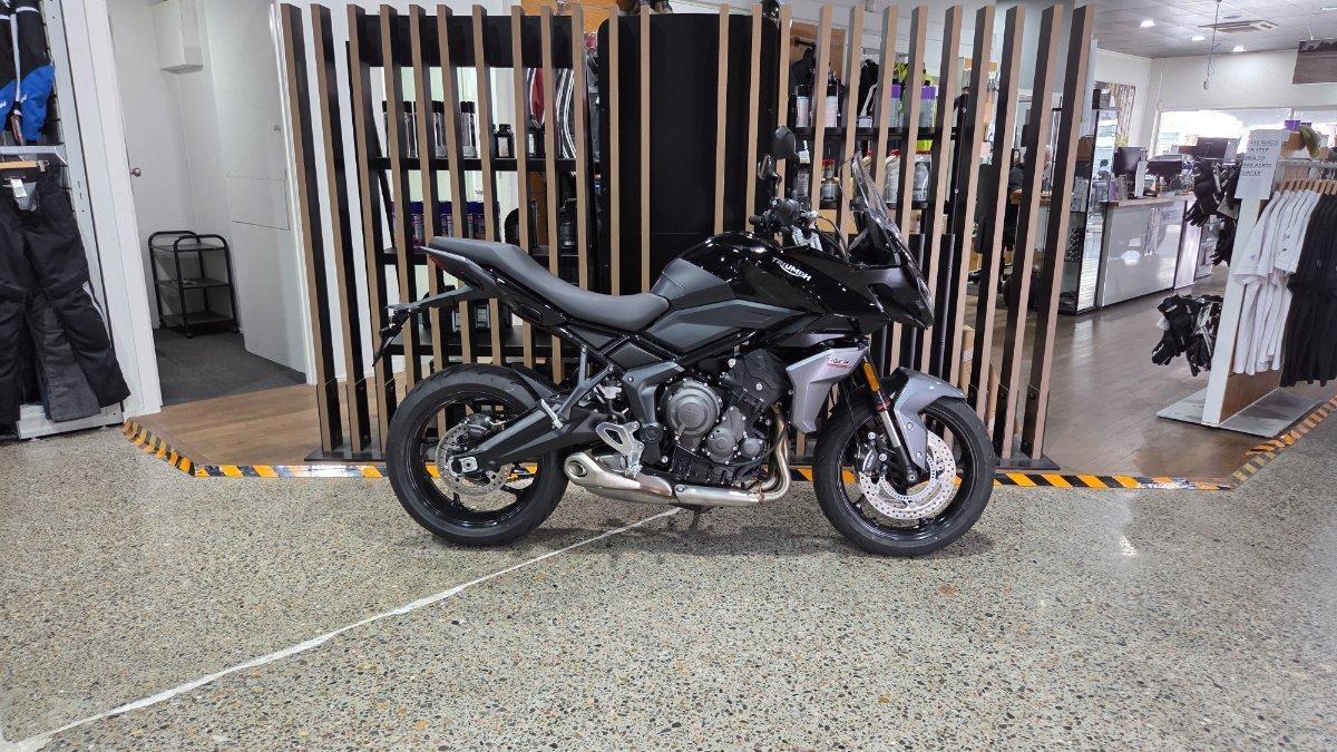 2026 TRIUMPH DAYTONA 660 (LAMS) ROAD