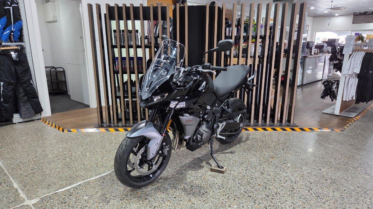 2026 TRIUMPH DAYTONA 660 (LAMS) ROAD