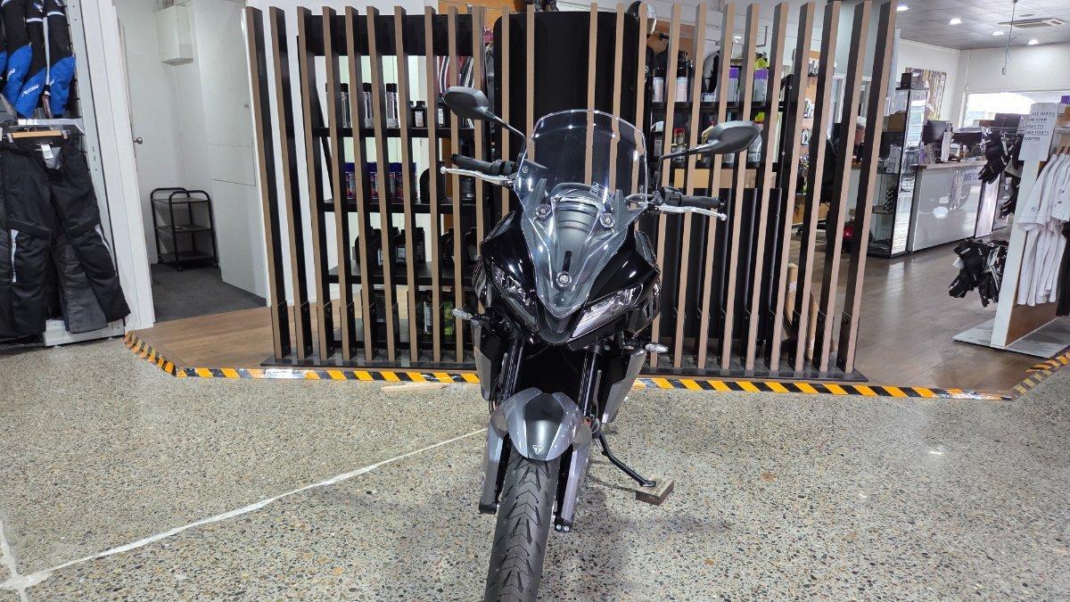 2026 TRIUMPH DAYTONA 660 (LAMS) ROAD