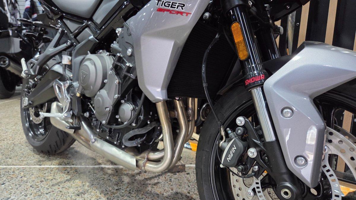 2026 TRIUMPH DAYTONA 660 (LAMS) ROAD