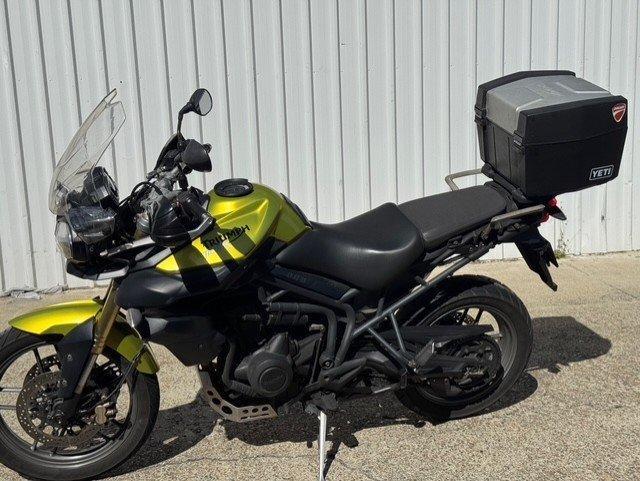 2011 TRIUMPH TIGER 800 XC DUAL SPORTS