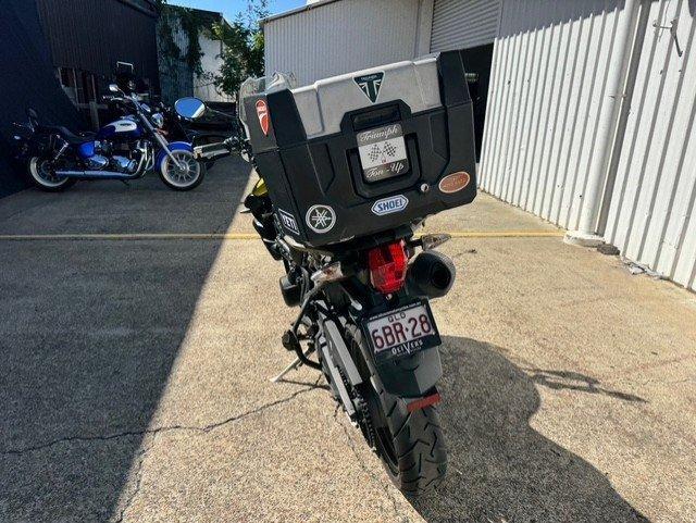2011 TRIUMPH TIGER 800 XC DUAL SPORTS