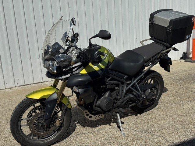 2011 TRIUMPH TIGER 800 XC DUAL SPORTS
