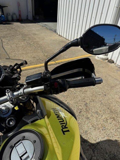 2011 TRIUMPH TIGER 800 XC DUAL SPORTS