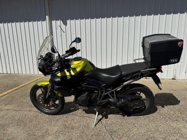 2011 TRIUMPH TIGER 800 XC DUAL SPORTS