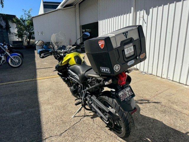 2011 TRIUMPH TIGER 800 XC DUAL SPORTS