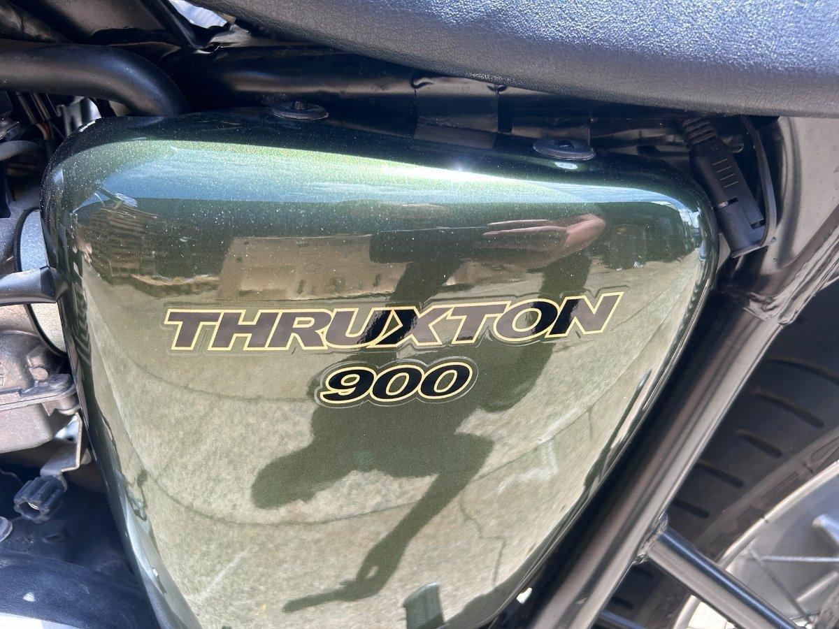 2012 TRIUMPH THRUXTON 900 ROAD
