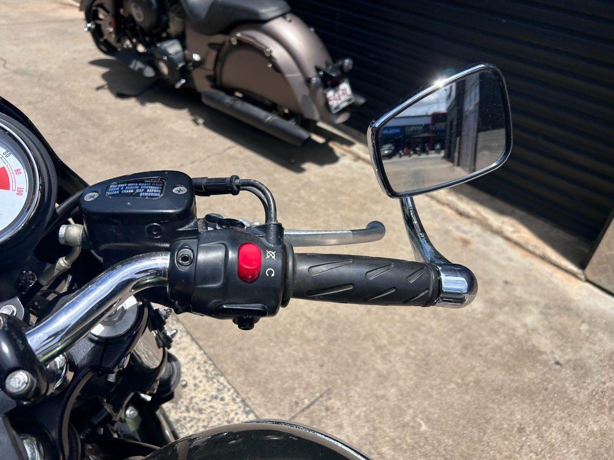 2012 TRIUMPH THRUXTON 900 ROAD