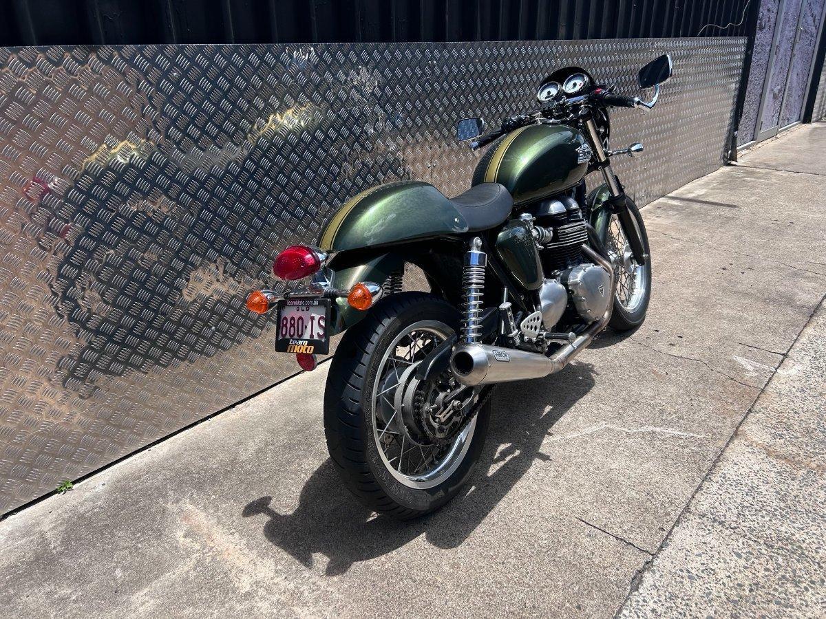 2012 TRIUMPH THRUXTON 900 ROAD