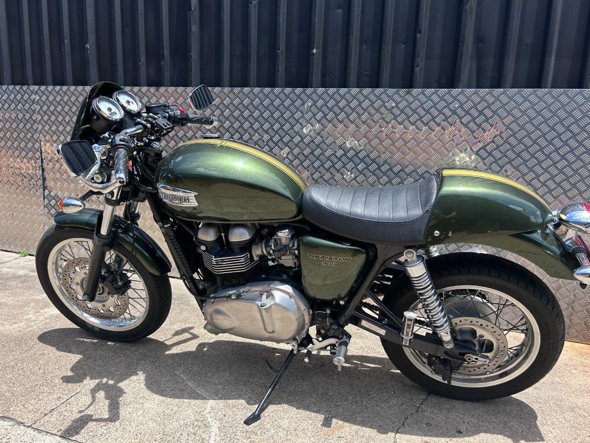 2012 TRIUMPH THRUXTON 900 ROAD