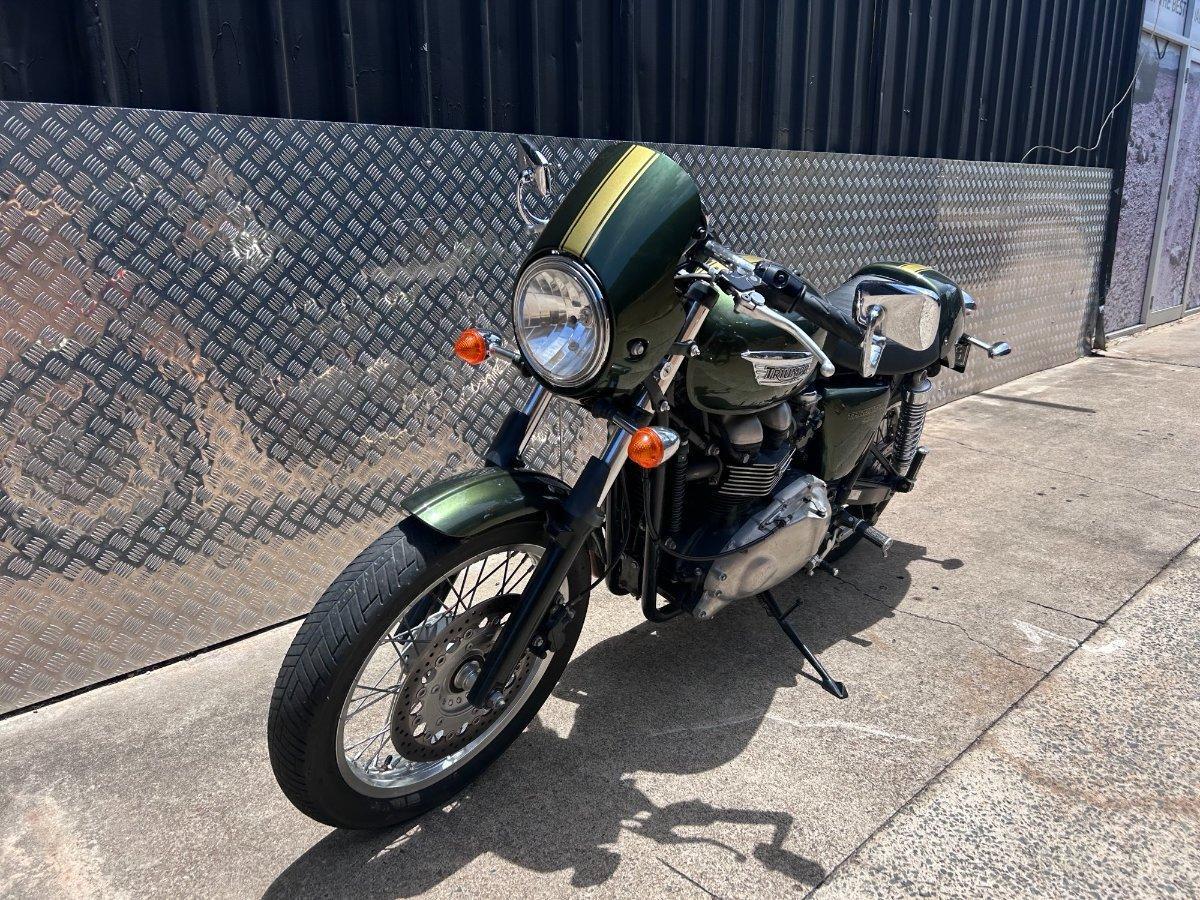 2012 TRIUMPH THRUXTON 900 ROAD