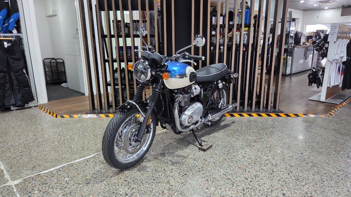 2026 TRIUMPH BONNEVILLE T120 ROAD