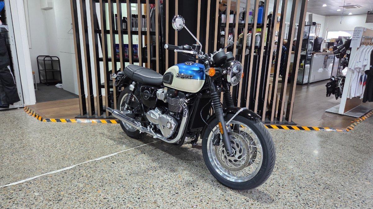 2026 TRIUMPH BONNEVILLE T120 ROAD