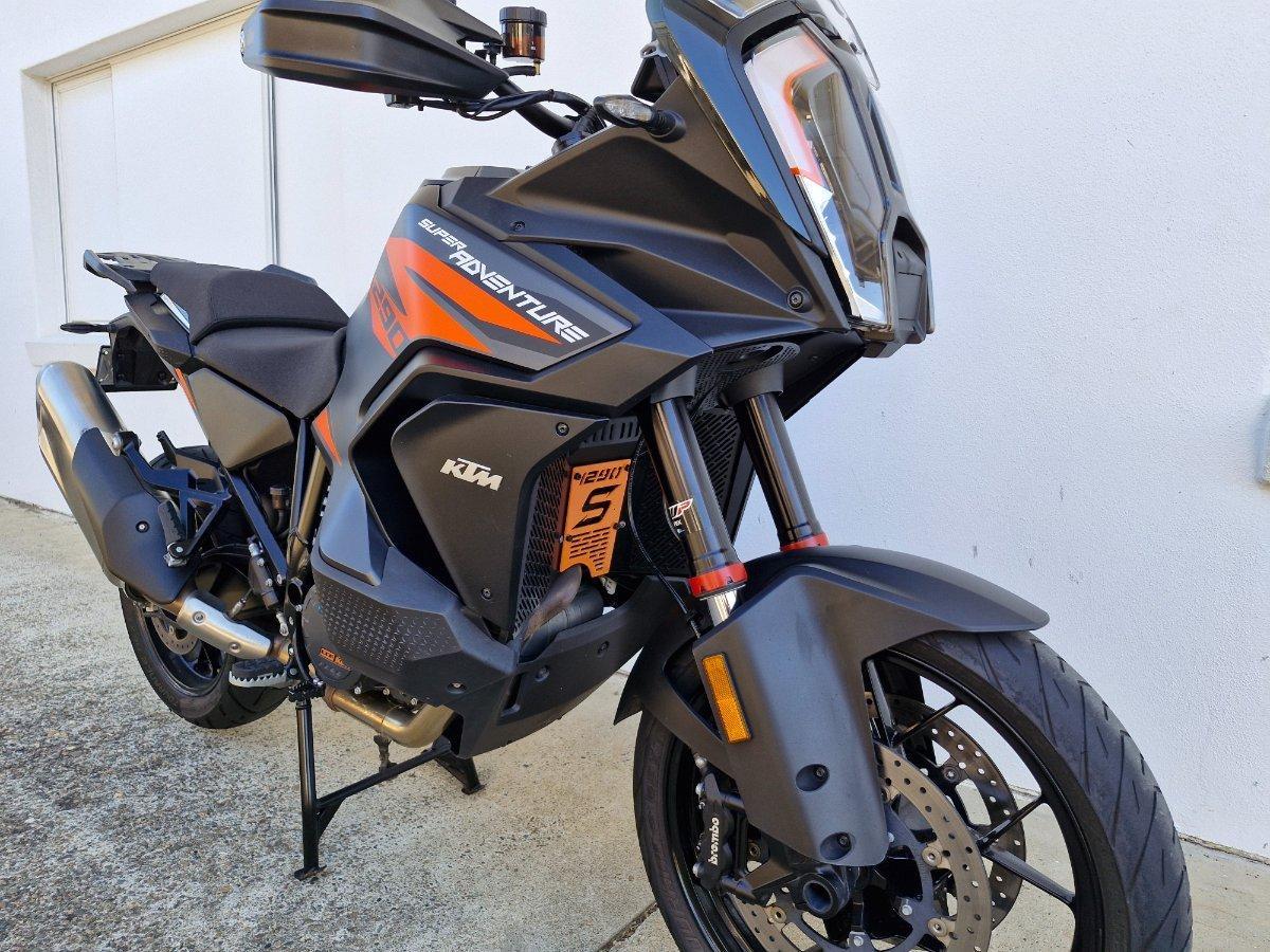 2021 KTM SUPER ADVENTURE S DUAL SPORTS