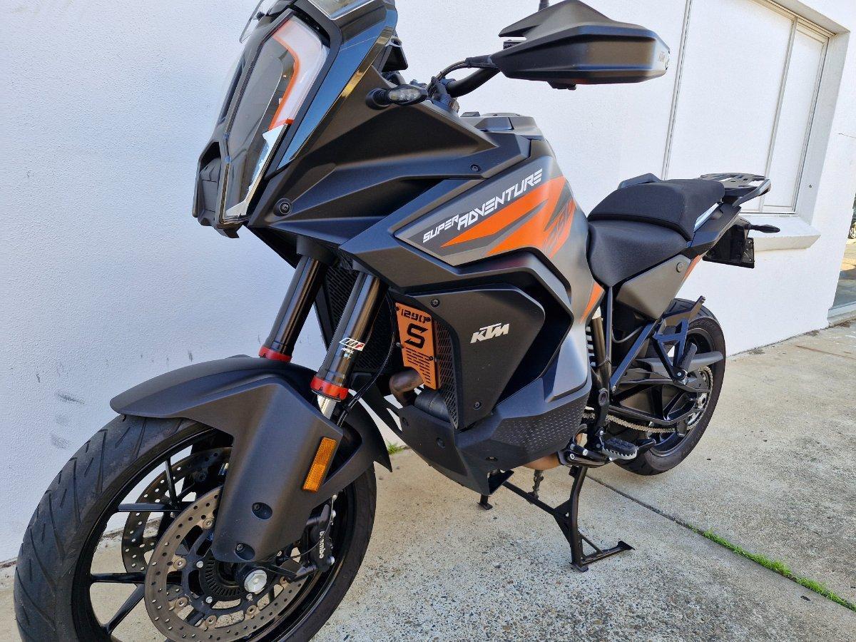 2021 KTM SUPER ADVENTURE S DUAL SPORTS