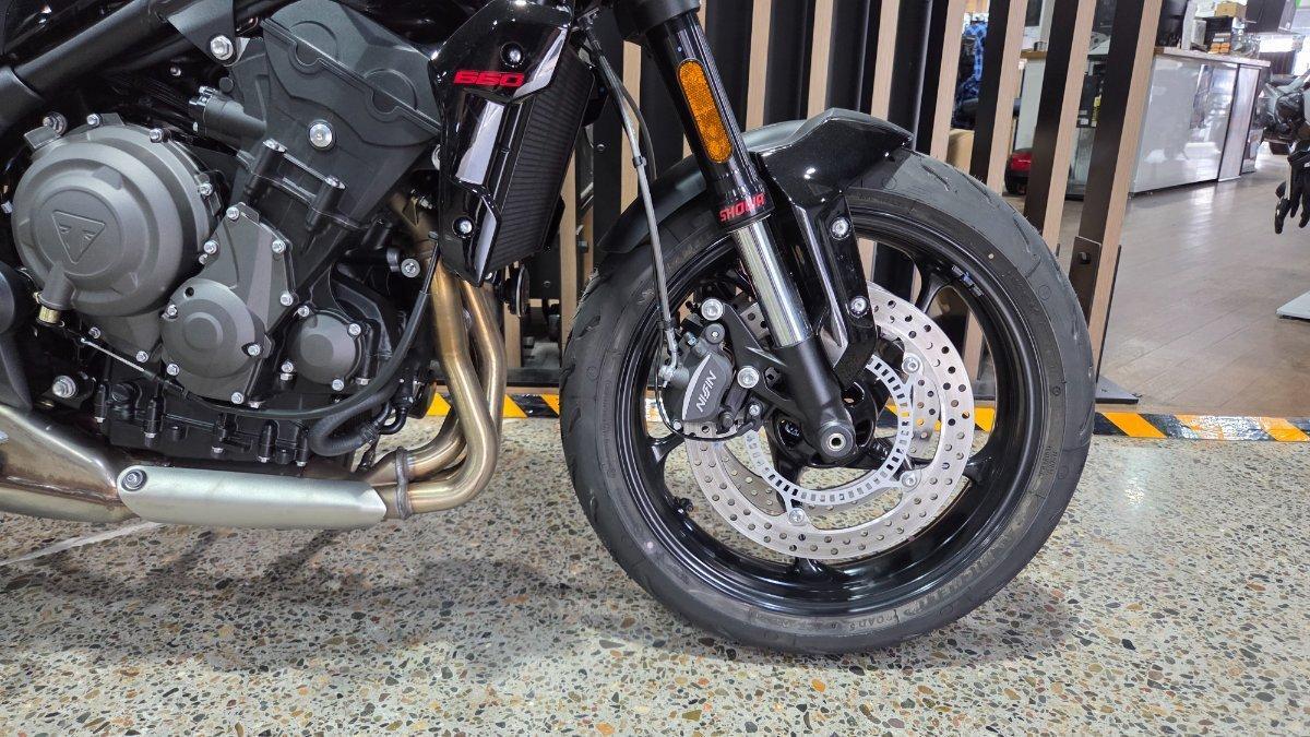 2026 TRIUMPH TRIDENT 660 ROAD